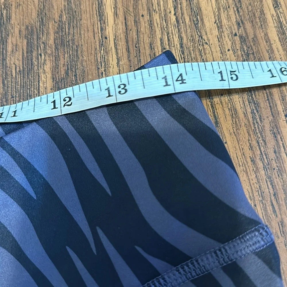 Nike Dri-Fit Leggings Size Large - Picture 5 of 5